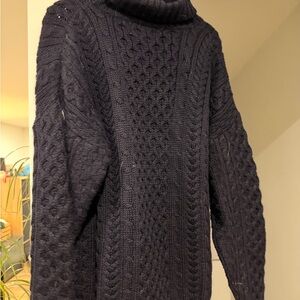 Men's Black Cable Knit Sweater